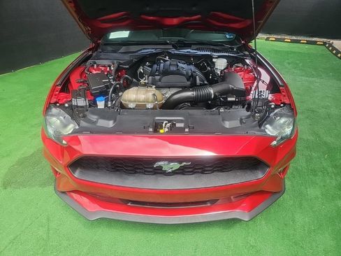 Used 2020 Ford Mustang Coupe RWD image 24