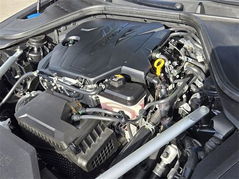 Certified 2022 Genesis G80 2.5T image 19