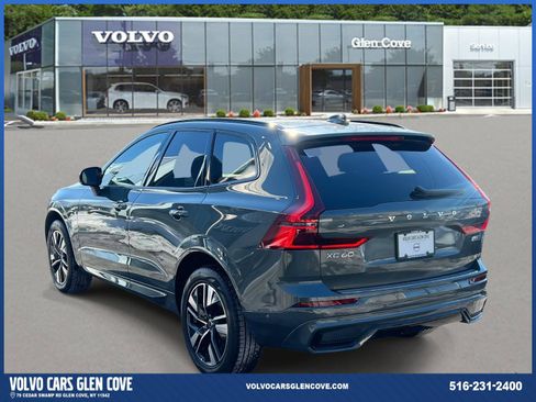 Used 2026 Volvo XC60 B5 Plus w/ Protection Package Premier image 4