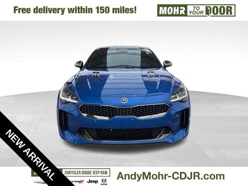 Used 2018 Kia Stinger GT2 image 2