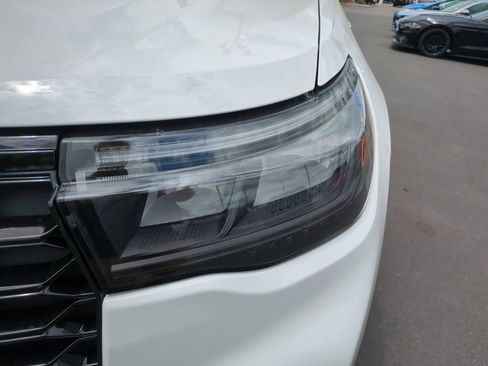 New 2026 Ford Explorer ST-Line image 9