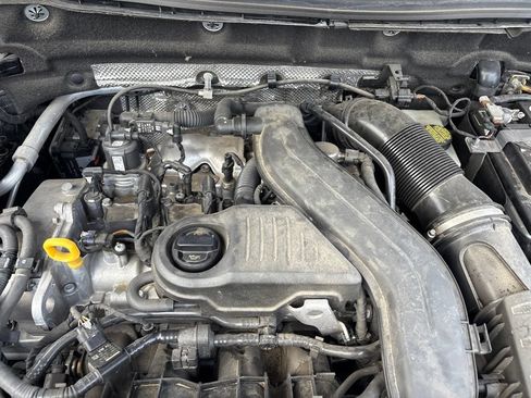 Used 2022 Volkswagen Taos SEL AWD/4WD image 10