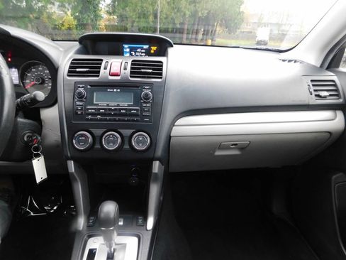 Used 2015 Subaru Forester 2.5i Limited image 7