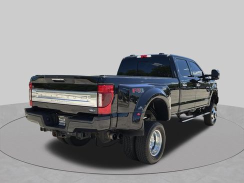 Used 2022 Ford F350 Platinum AWD/4WD image 6