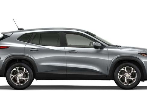 New 2026 Chevrolet Trax LS w/ LS Convenience Package FWD image 29