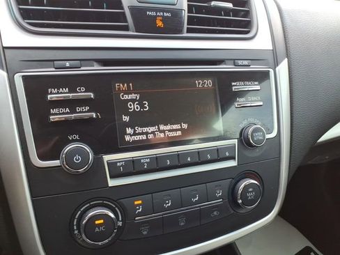 Used 2016 Nissan Altima 2.5 S w/ Power Driver Seat Package FWD image 24