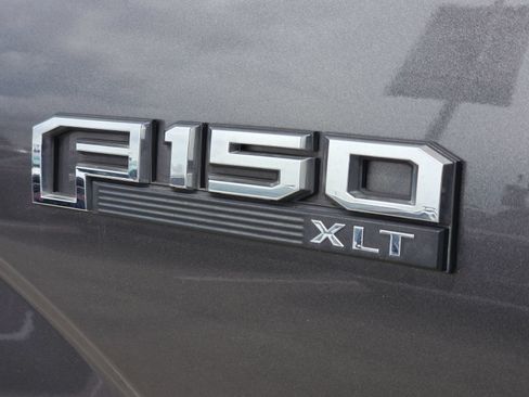 Used 2016 Ford F150 XLT w/ Equipment Group 302A Luxury RWD image 9