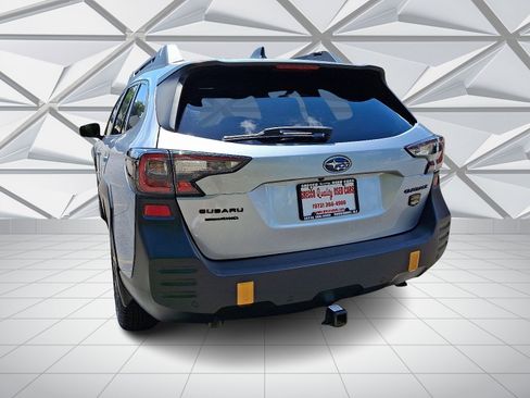 Used 2022 Subaru Outback Wilderness image 8