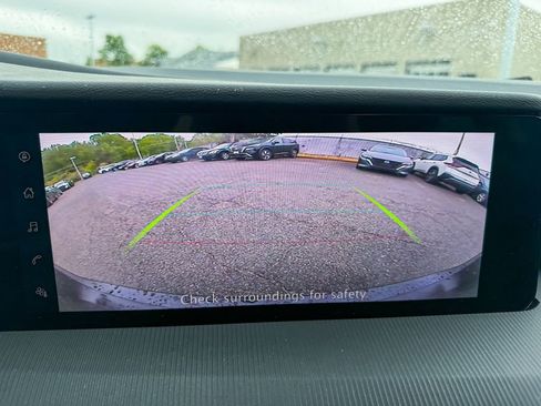 Used 2025 Nissan Murano SV FWD image 11