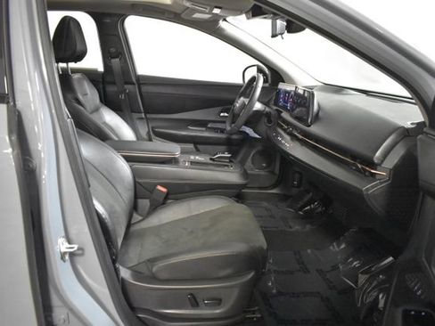 Certified 2024 Nissan Ariya AWD image 38