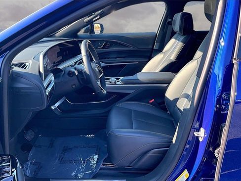 Certified 2024 Cadillac Lyriq Sport image 21