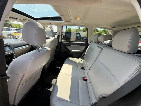 Used 2018 Subaru Forester 2.5i Premium w/ All-Weather Package AWD/4WD image 18