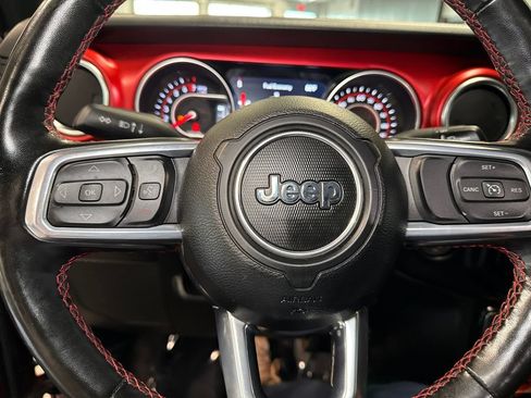 Used 2021 Jeep Gladiator Rubicon AWD/4WD image 21