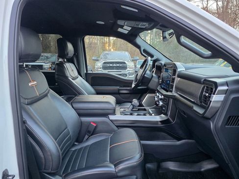 Used 2022 Ford F150 Platinum image 37
