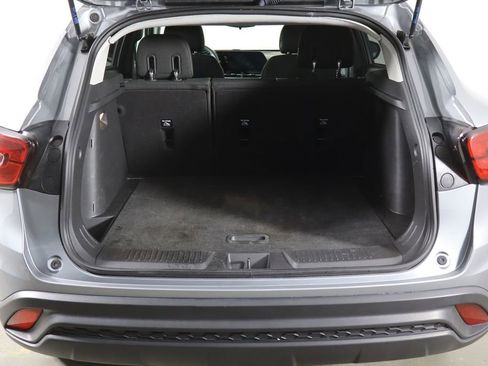 Used 2024 Chevrolet Trax LS w/ Driver Confidence Package FWD image 18