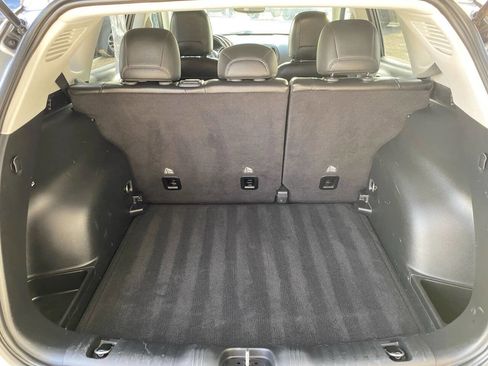 Used 2018 Jeep Compass Latitude w/ Popular Equipment Group AWD/4WD image 24