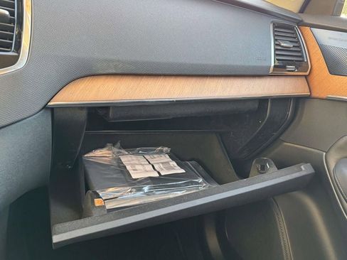 Used 2023 Volvo XC90 B6 Plus image 34