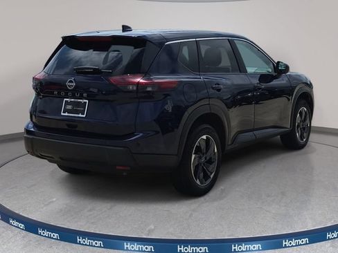 Used 2025 Nissan Rogue SV FWD image 6