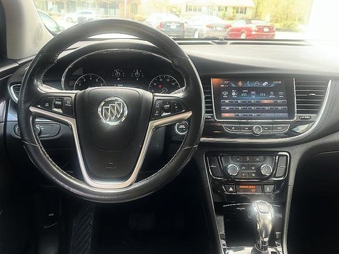 Used 2020 Buick Encore Preferred image 12
