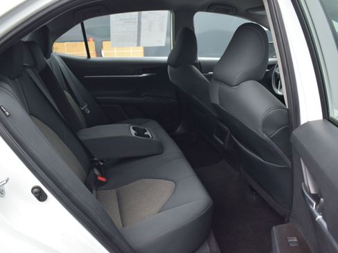 Used 2024 Toyota Camry LE image 11