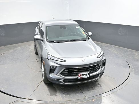 Used 2025 Buick Encore GX Preferred AWD/4WD image 24