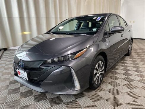 Certified 2022 Toyota Prius Prime XLE image 7