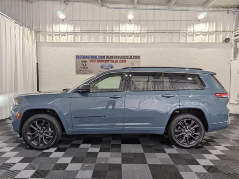 Used 2026 Jeep Grand Cherokee L Limited AWD/4WD image 2