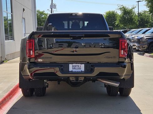 New 2026 RAM 3500 Laramie AWD/4WD image 4
