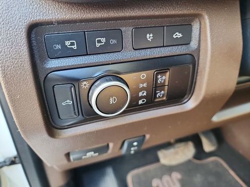Used 2024 Ford F250 King Ranch w/ Chrome Package image 17