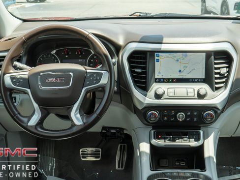 Used 2020 GMC Acadia SLT w/ Premium Package FWD image 14