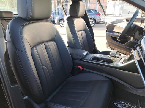 Certified 2025 Audi A6 3.0T Premium w/ Convenience Plus Package image 10