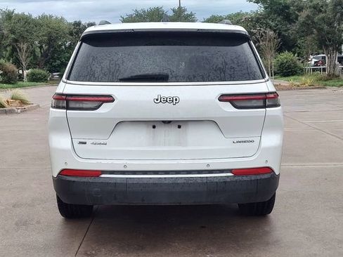 Used 2021 Jeep Grand Cherokee L Laredo w/ Luxury Tech Group I AWD/4WD image 4