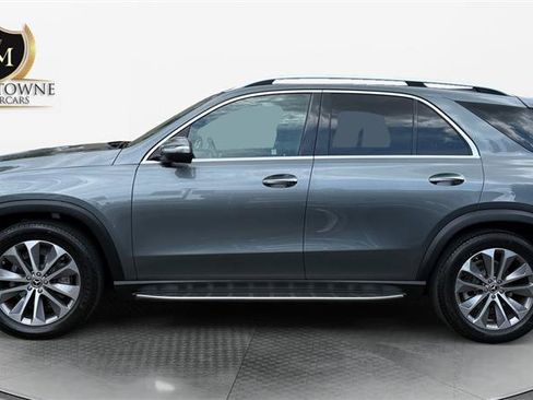 Used 2022 Mercedes-Benz GLE 350 w/ Premium Package image 2