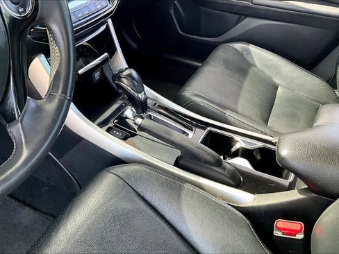 Used 2016 Honda Accord EX-L image 16