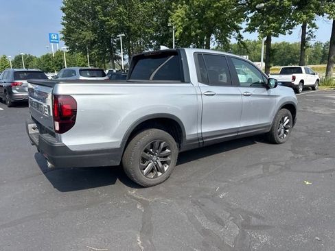 Used 2024 Honda Ridgeline Sport image 8