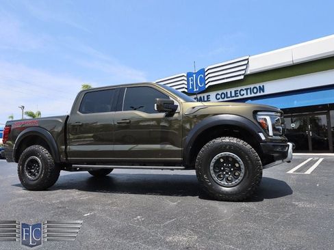 Used 2025 Ford F150 Raptor AWD/4WD image 16