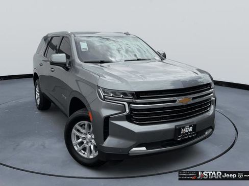 Used 2022 Chevrolet Tahoe LT w/ Luxury Package RWD image 3