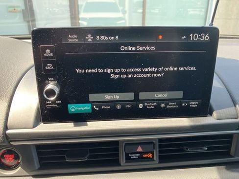 Used 2025 Honda Pilot Black Edition image 16