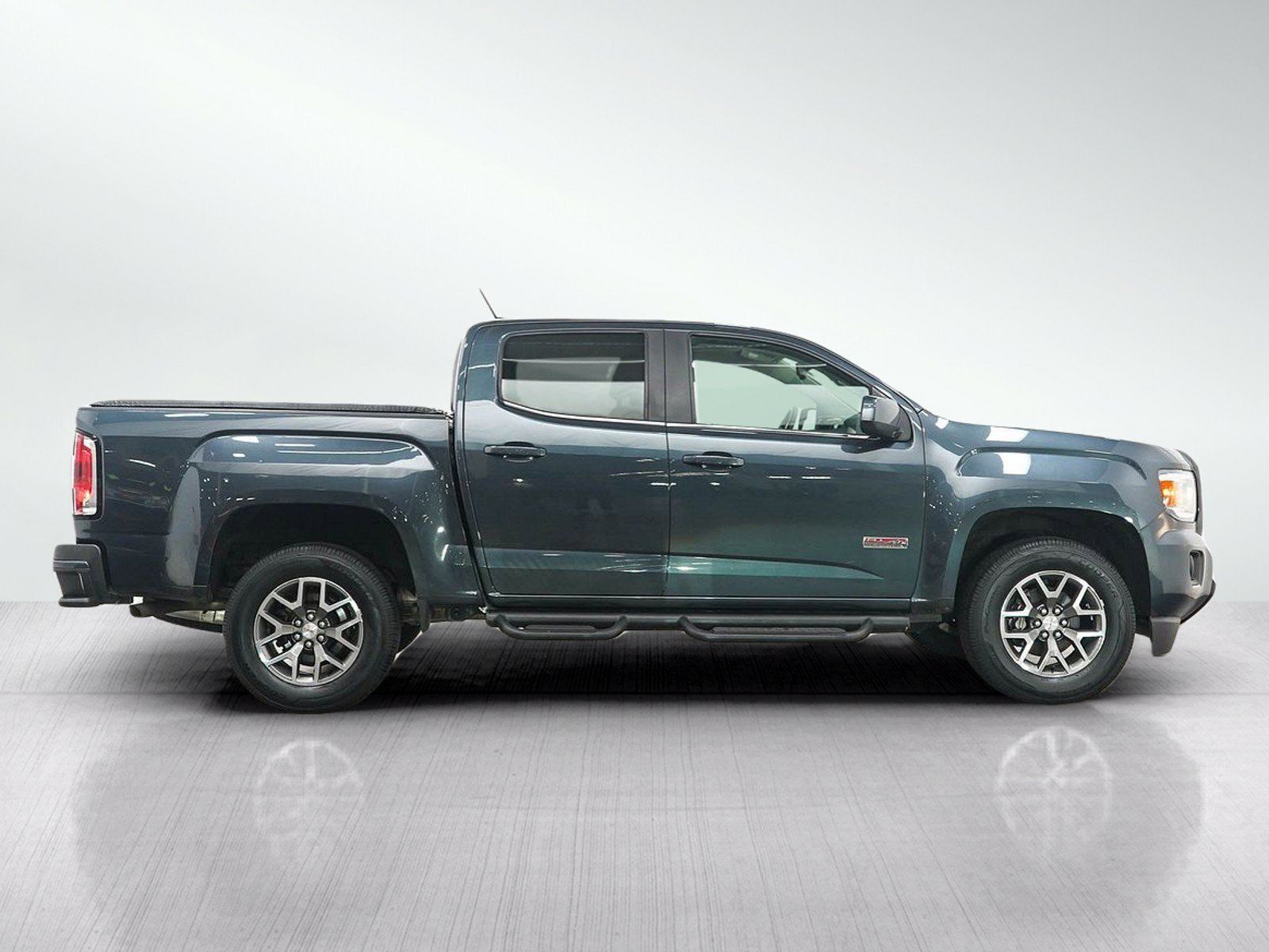 Used 2020 GMC Canyon All Terrain w/ Trailering Package AWD/4WD image 6