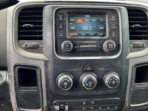 Used 2018 RAM 2500 Tradesman w/ Chrome Appearance Group AWD/4WD image 8