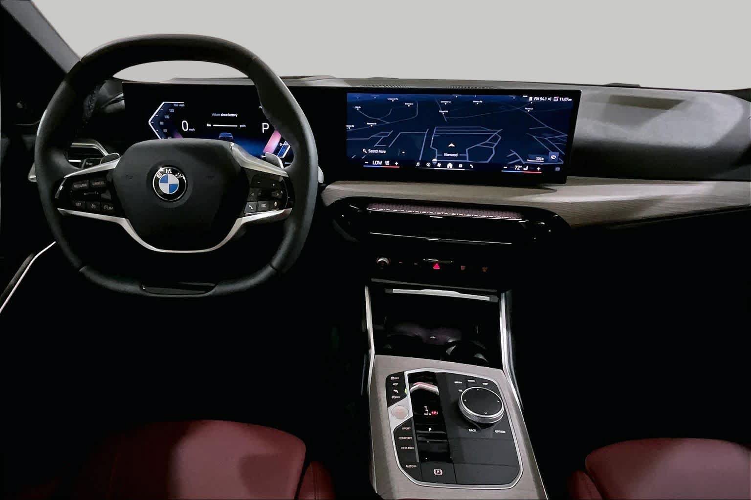 Used 2025 BMW 330i xDrive Sedan w/ Premium Package AWD/4WD image 15