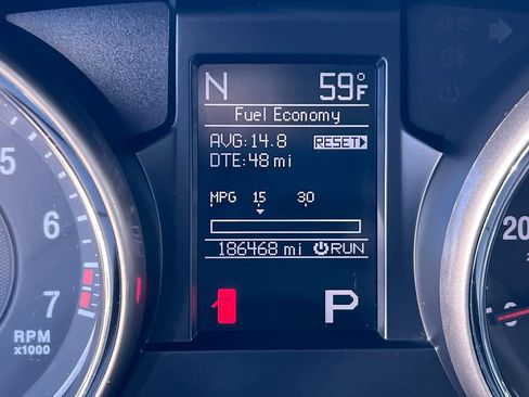 Used 2012 Jeep Grand Cherokee Laredo AWD/4WD image 15