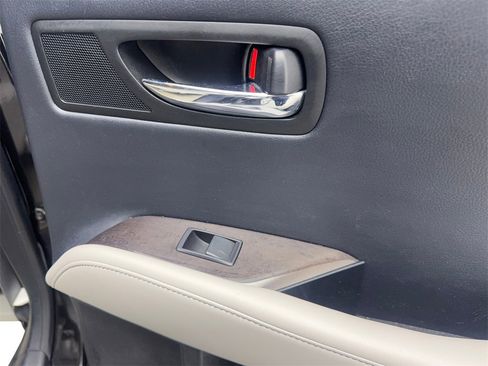 Used 2013 Lexus RX 450h FWD image 43