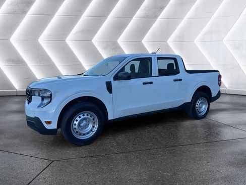 New 2026 Ford Maverick XL image 3