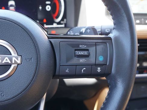 Used 2023 Nissan Rogue Platinum w/ Platinum Premium Package FWD image 14