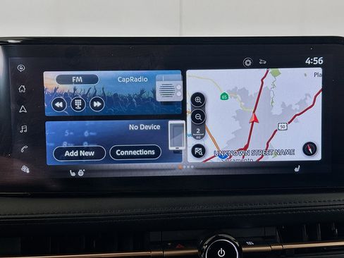 Used 2023 Nissan Ariya FWD image 21