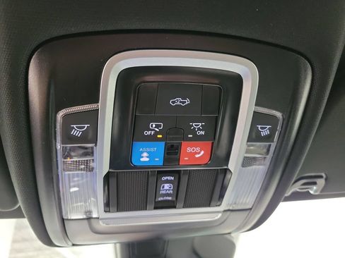 New 2026 RAM 1500 Big Horn AWD/4WD image 17