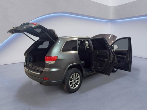 Used 2016 Jeep Grand Cherokee Limited w/ Luxury Group II AWD/4WD image 14