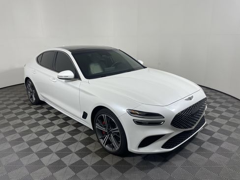 Used 2024 Genesis G70 2.5T w/ Sport Prestige Package image 7