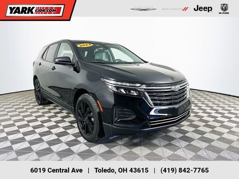 Used 2024 Chevrolet Equinox LS w/ LS Convenience Package image 1